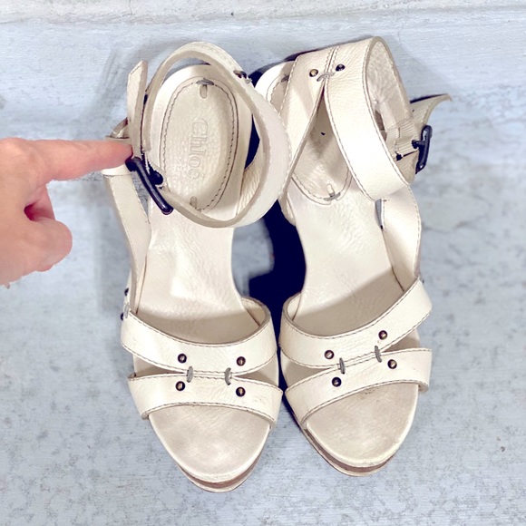 Vintage Chloe Open Toed Platform Heels in Cream size 5.5